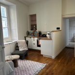 APPARTEMENT A deux pas du Château, maison/appartement triplex. Beaucoup de charme ! APPARTEMENT A deux pas du Château, maison/appartement triplex. Beaucoup de charme !